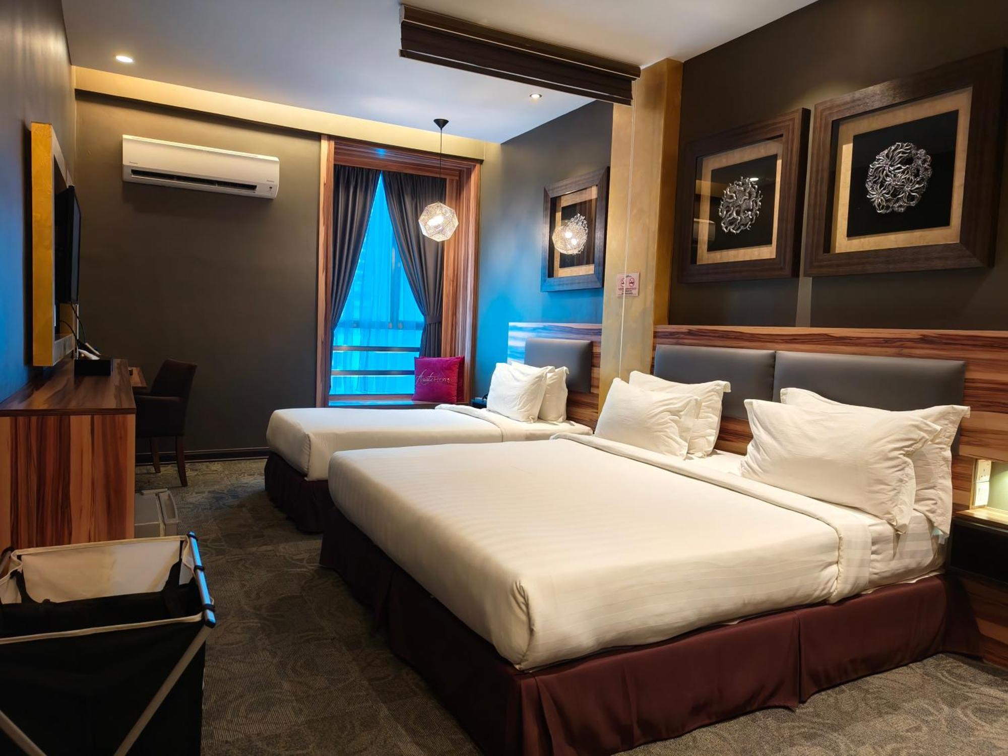 Asiatic Hotel Malacca Exterior photo